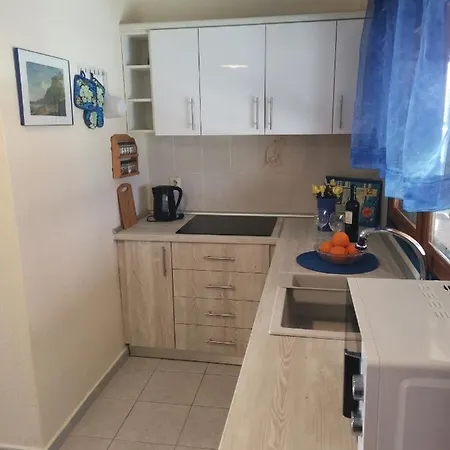 Orange_blue_aparment №1